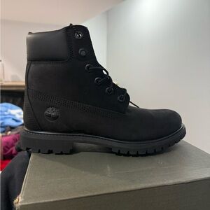 Timberland Women's Black Lace Up Boots